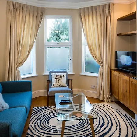 橄榄球小屋度假屋